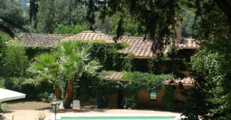 فيلا تاريخية للإيجار في إقامة فاخرة في روما